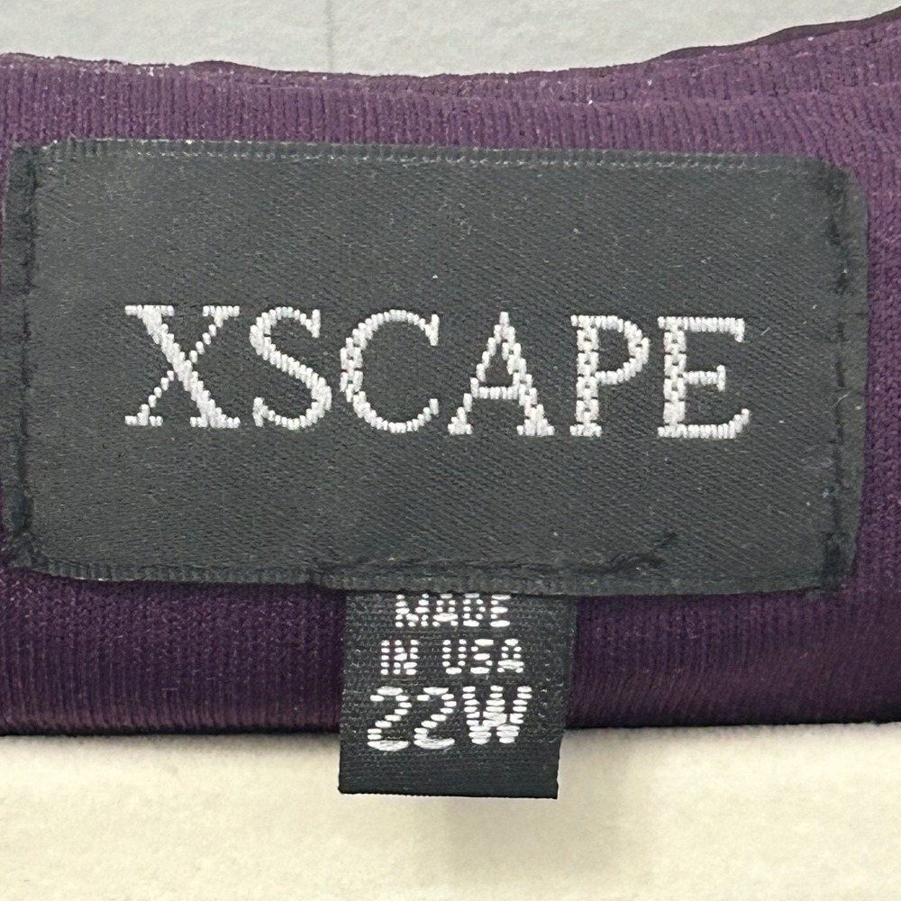 Xscape Womens 22W Purple Chiffon Cape Cocktail Dress Beaded Shoulder USA - Picture 2 of 5